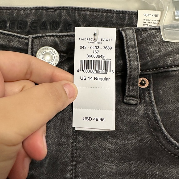 Women's Black Jeans - Picture 3 of 4